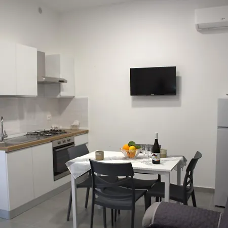 Apartment Bom Bom *